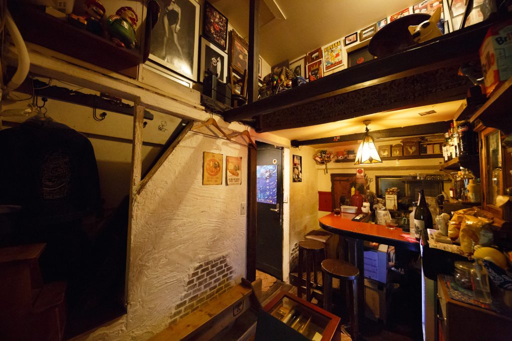 Golden Gai Bar "red." interior