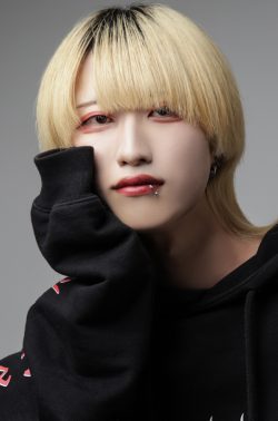 黒崎莉音（Rio Kurosaki）