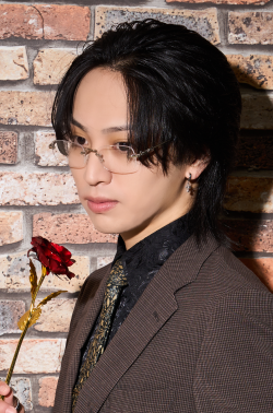 緋月八夜（Haya Hizuki）