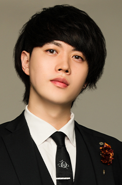 建人支配人（Kento）